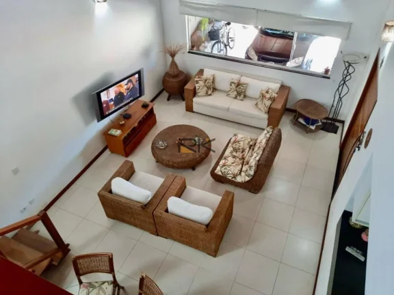 Imagem CASA A VENDA NAS TONINHAS COM 4 SUÍTES,SALA,COZINHA,2 VAGAS DE GARAGEM