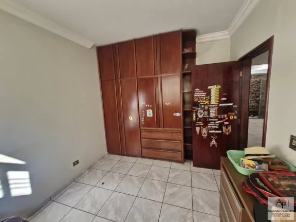 Imagem Casa para Venda em Goiânia, Aeroviário, 3 dormitórios, 1 suíte, 3 banheiros, 4 vagas