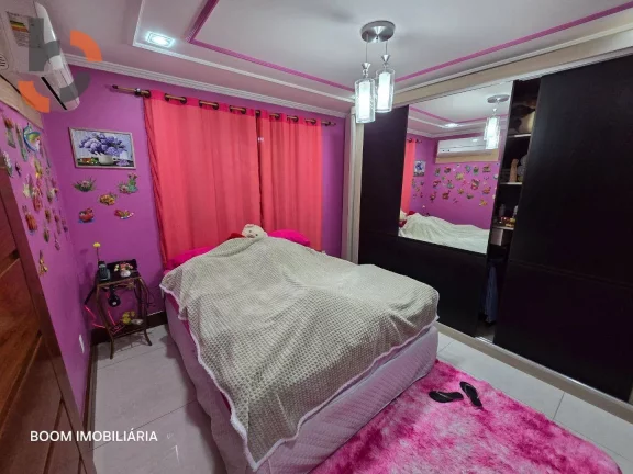 Imagem Casa com 3 dormitórios à venda, 213 m² por R$ 850.000,00 - Califórnia - Nova Iguaçu/RJ