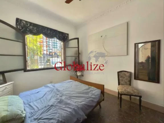 Imagem Casa à venda na Ponta da Praia, com 5 dormitórios em Santos -SP- $ 3.200.000,00