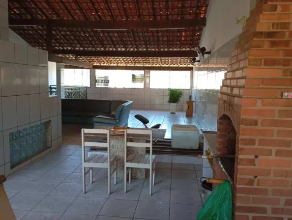 Imagem Sobrado à venda em São Gonçalo, Pita, com 4 quartos, 210m2