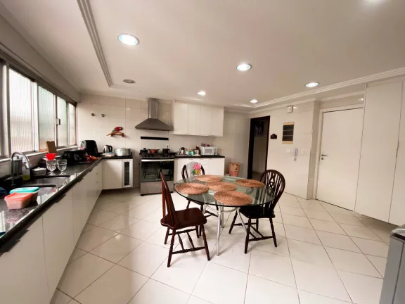 Imagem Belíssima Cobertura triplex no bairro Embaré