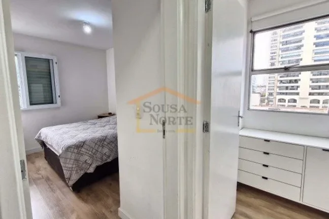 Imagem Apartamento reformado com 67 m² de área útil, composto por 3 dormitórios, sendo um espaço para ...