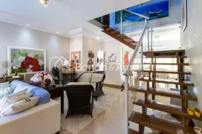 Imagem Casa estilo sobrado com linda vista da varanda, 263m² de área construída, muito bem distribuída ...