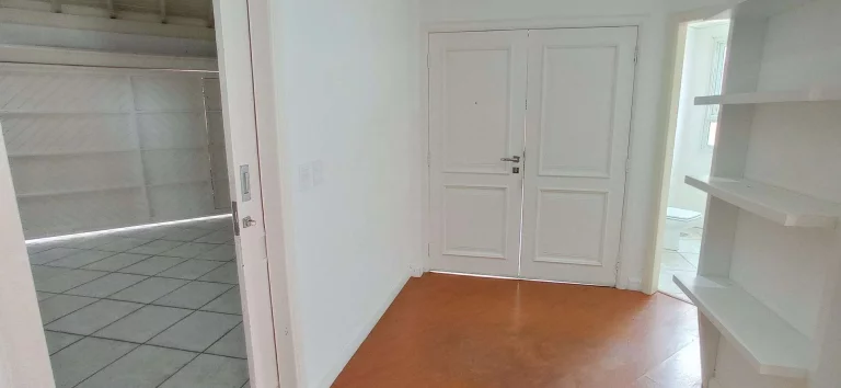Imagem Casa com 5 dormitórios (4 suítes todas com banheira) à venda, 438 m² - Lagoa da Conceição - Florianópolis/SC