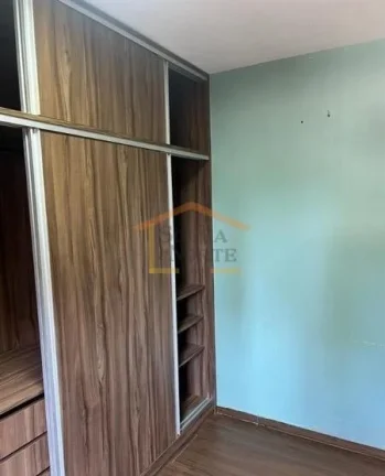 Imagem Apartamento aconchegante 2 dormitórios, sala 2 ambientes, cozinha, banheiro, área de serviço, amb...