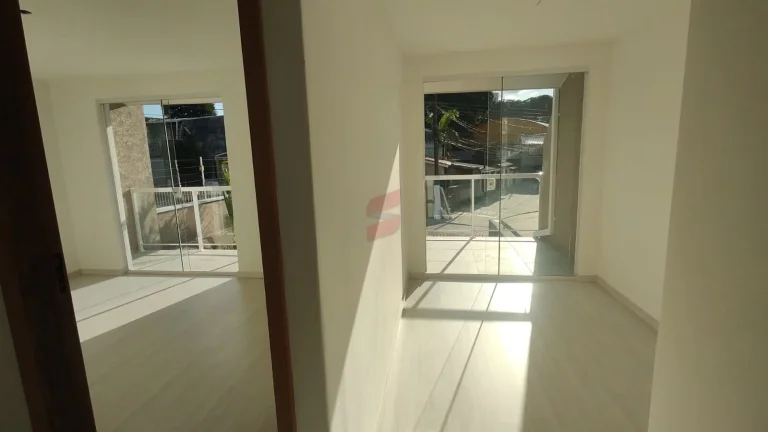 Imagem SOBRADO com 3 dormitórios à venda por R$ 850.000,00 no bairro Novo Mundo - CURITIBA / PR
