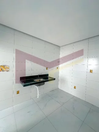 Imagem Casa 3/4 sendo uma suite com closet na Mangabeira
