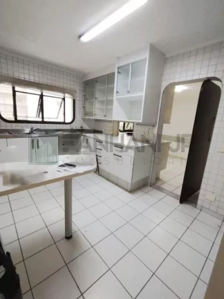 Imagem Imperdível: Apartamento para locação na Vila Nova Conceição, São Paulo-SP, com 4 quartos, 2 suítes e 262m² de área!