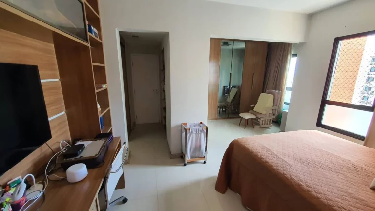 Imagem Apartamento à venda no Condomínio Vitória Tower - 2/4, 105m², 13º andar, 2 vagas de garagem!