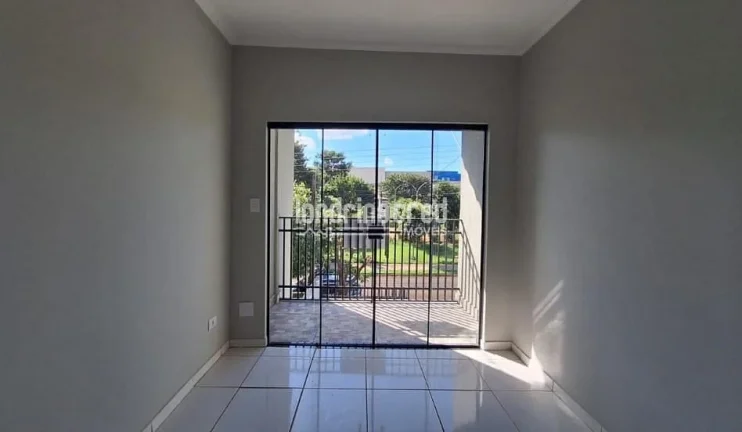 Imagem Imperdível! Sobrado à Venda 123m² – 3 Quartos – Frente para Praça – Localização Privilegiada Próxima ao Shopping Norte – Londrina