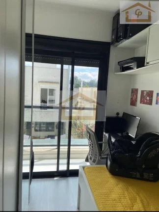 Imagem Triplex Encantador, 4 quartos sendo 2 suítes, excelente espaço para a área gourmet!