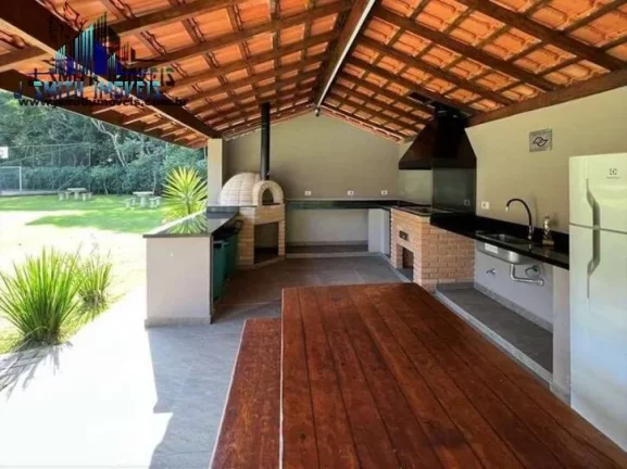 Imagem Casa 4 dorm/2sts, repleta de armários, piscina, gourmet, clube completo!