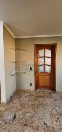 Imagem Apartamento duplex, 275m² em prédio exclusivo com apenas seis unidades. 4 dormitórios, sendo 2 su...