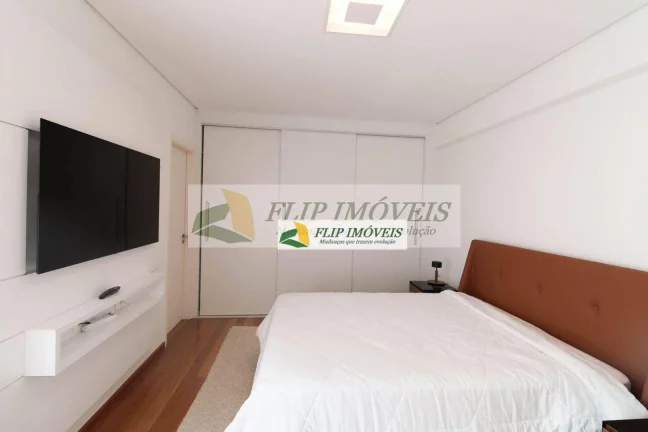 Imagem Lindo apartamento para venda com 157 m² com 3 suítes, 3 garagens no miolo do Cambuí - Campinas - SP