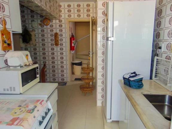 Imagem Pitangueiras - Vista para o mar - 135 m² úteis - No calçadão de Pitangueiras - Garagem.