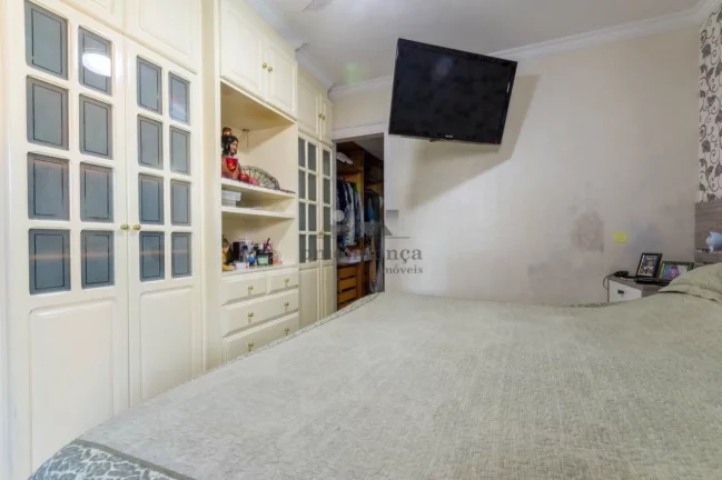 Imagem Apartamento reformado nas Perdizes com 172m²