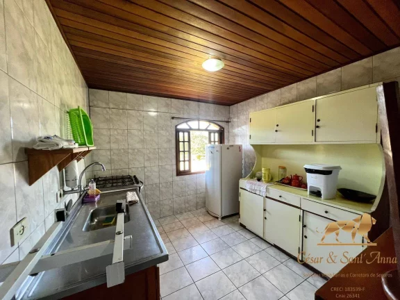 Imagem Casa, Chalé e Edicula a venda em Campos do Jordão-SP