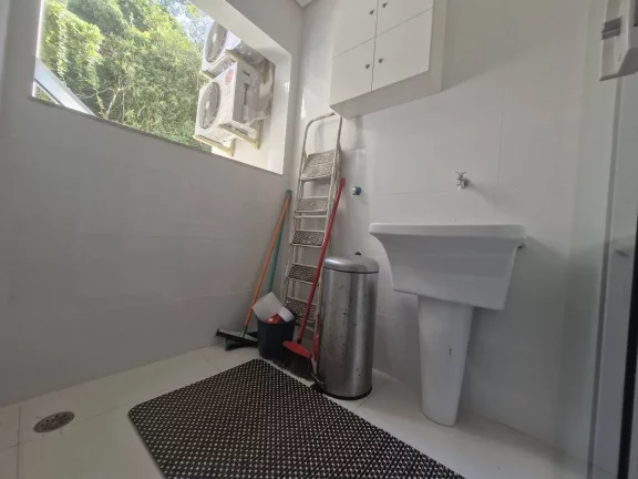 Imagem Lindo apartamento na praia das toninhas não perca este oportunidade!!!