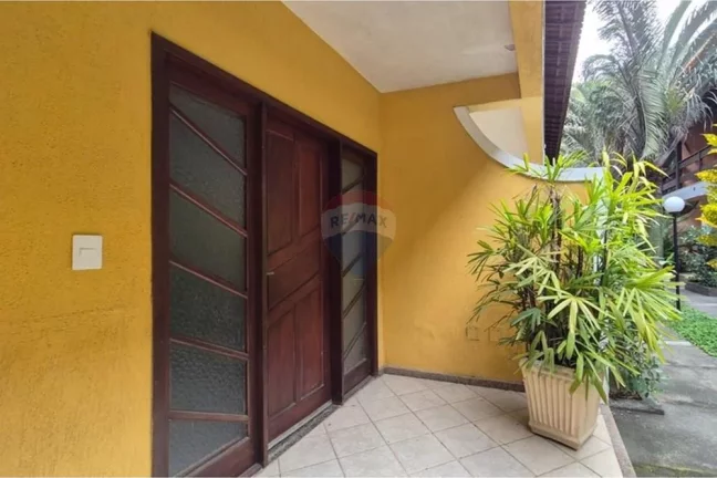 Imagem Casa a venda com 2 quartos, 70 m² em Jardim Sulacap - Rio de Janeiro