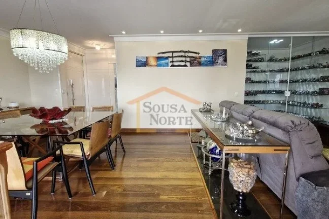 Imagem Apartamento com 142m², 3 dormitórios, sendo 3 suites, 5 banheiros, sala para dois ambientes, varan...