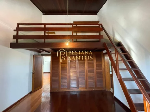 Imagem Oportunidade Única: Casa Espaçosa no Coração da Barra da Tijuca Arouca