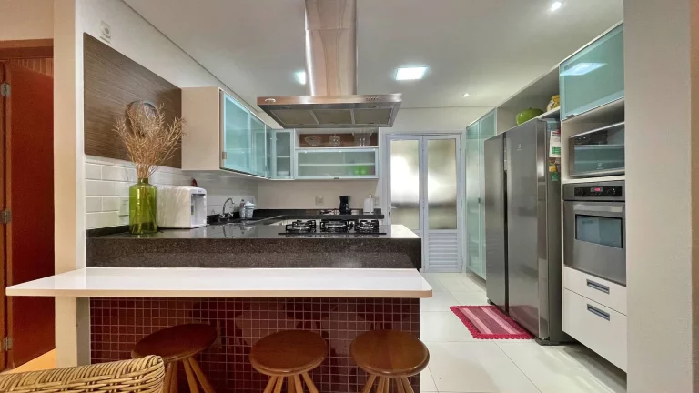 Imagem Apartamento com 4 dormitórios à venda, 228 m por R$ 5.950.000,00 - Riviera