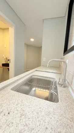Imagem Apartamento de frente, com vista espetacular para a cidade (Convento da Penha, 3° Ponte e Baia de Vitória).
