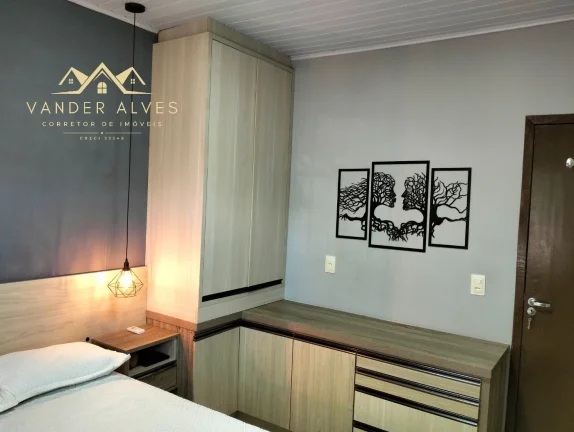Imagem Imperdível: Casa à venda em Foz do Iguaçu-PR, bairro Jardim Bandeirantes, 3 quartos, 2 salas, 2 banheiros, 3 vagas, 142,39 m².