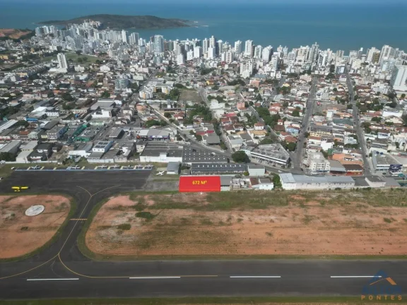 Imagem Galpão Comercial com 672m2 para Locação no Bairro Aeroporto - Guarapari /ES