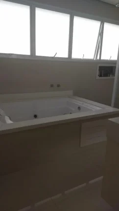 Imagem Casa no Res. Gênesis I - 415m²