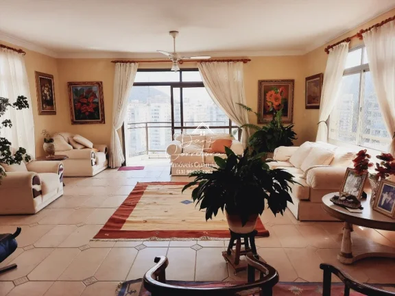 Apartamento a venda no Guarujá com linda vista para Praia de Pitangueiras