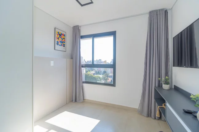 Imagem Apartamento de 1 quarto no bairro Água Verde
