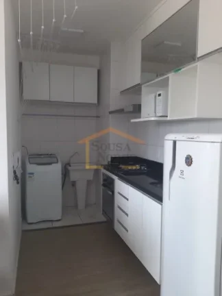 Imagem Apartamento 2 dormitórios, sala, cozinha com armários, banheiro, sem vaga de garagem. 34m².

Cond...