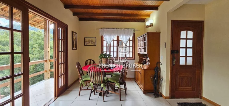 Imagem Casa à venda, 144 m² por R$ 990.000,00 - Albuquerque - Teresópolis/RJ