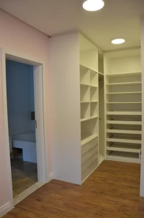 Imagem Casa em Aldeia da Serra - 407m²
