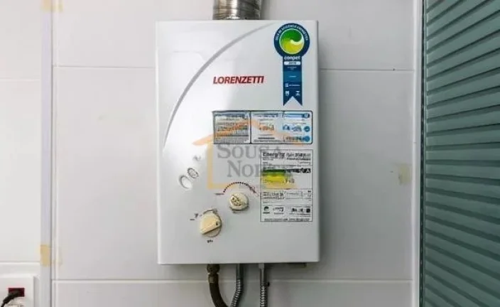 Imagem Apartamento 2 dormitórios, sendo 1 suíte, sala 2 ambientes, piso laminado de madeira na sala e dor...