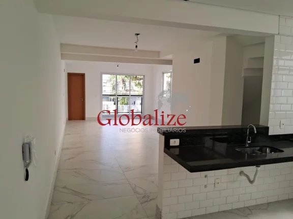 Imagem Casa Sobreposta Alta em Santos no bairro do Embaré próximo a Aparecida com piscina por R$ 1.450.000,00.
