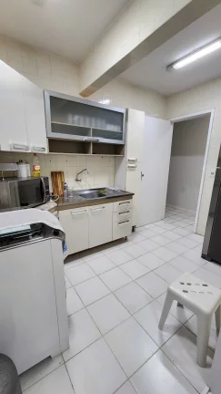 Imagem Apartamento quadra mar 2 dormitórios e 1 vaga no Centro Balneário Camboriú