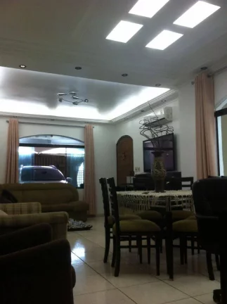 Imagem Sobrado com 3 dormitórios à venda, 196 m² por R$ 650.000,00 - Parque Marajoara - Santo André/SP
