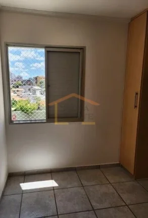 Imagem Apartamento 56m², 2 dormitórios, banheiro, armários na cozinha e dormitórios, área de serviço,...