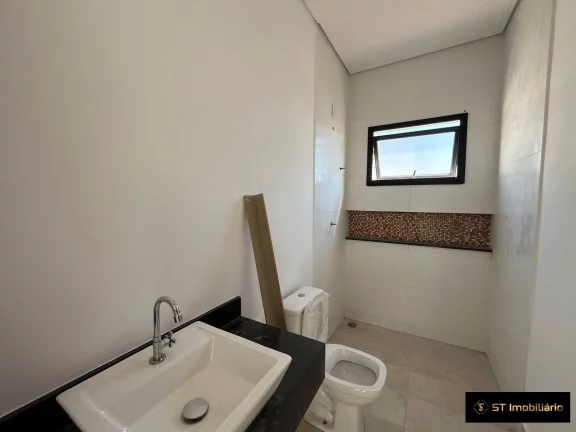 Imagem Casa à Venda em Atibaia c/ 3 Suítes - Condomínio Fechado Recanto Tranquilo!