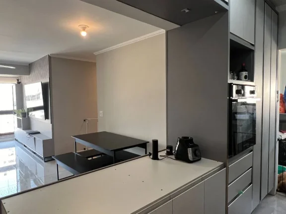 Imagem Apartamento Pompéia 76M², 3 Dorms, 1 Suíte, 2 Vagas, Armários.
