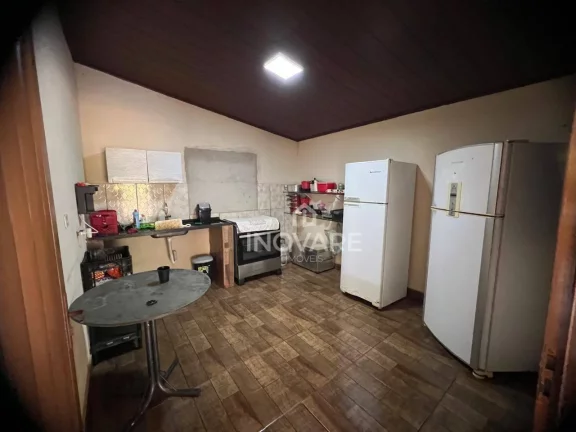 Imagem Rancho com 3 dormitórios à venda por R$ 230.000,00 - Village Imperial - Itumbiara/GO