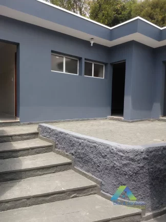 Imagem LINDA MANSÃO RECEM CONSTRUIDA COM 4 DORMITÓRIOS E 4 VAGAS NA SAÚDE !!!