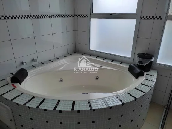 Imagem Sobrado em Condomínio fechado à venda em Lago da Serra em Araçoiaba da Serra-SP!