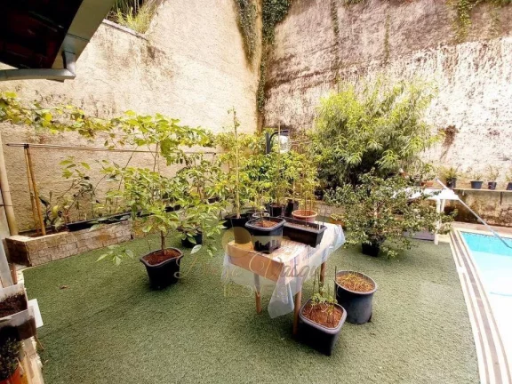 Imagem Casa para Venda em Teresópolis / RJ no bairro Várzea