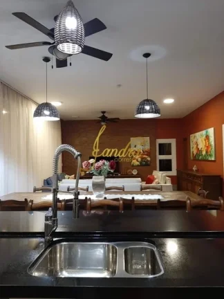 Imagem Excelente Casa no Condomínio Malibu! Com 04 suites