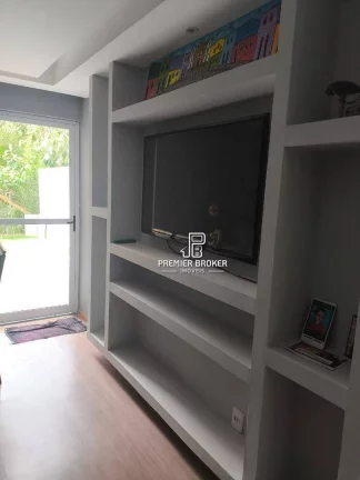 Imagem Apartamento à venda, 46 m² por R$ 350.000,00 - Cascata do Imbuí - Teresópolis/RJ