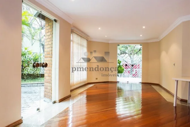 Imagem Apartamento em Higienópolis com 3 quartos (2 suítes) e 3 vagas, 196m²